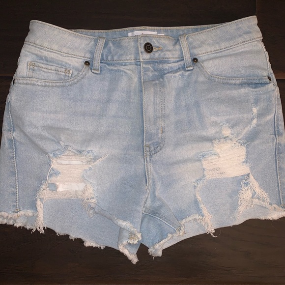 Windsor Pants - Light wash high rise denim shorts